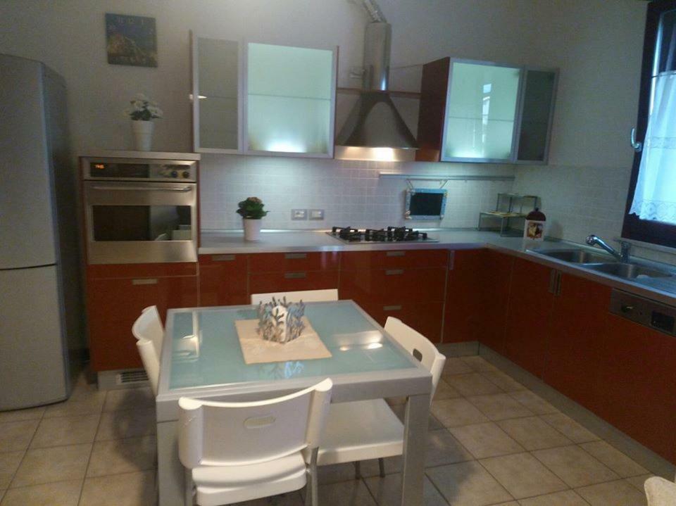 Appartamento Viserba Mare/Fiera 里米尼 外观 照片