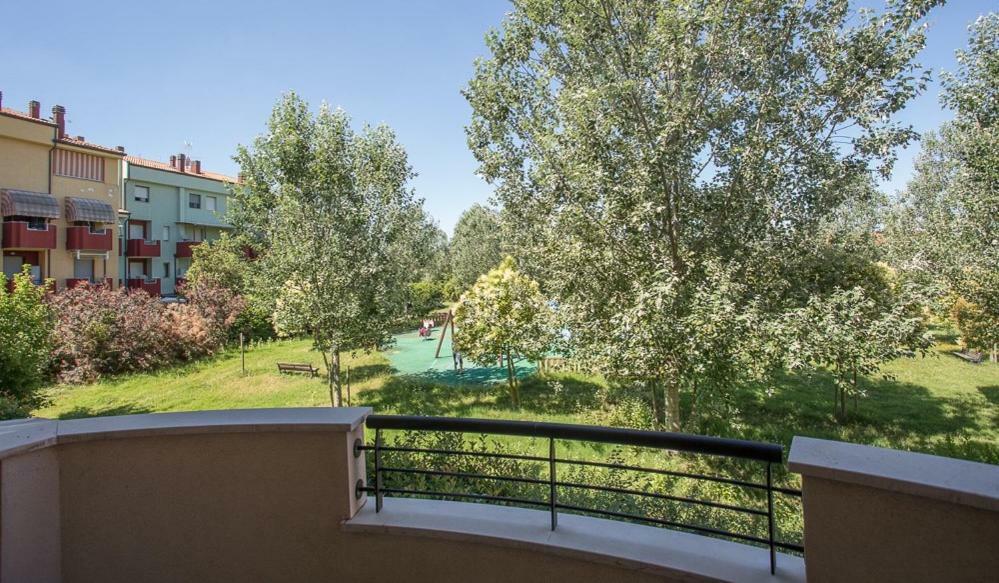 Appartamento Viserba Mare/Fiera 里米尼 外观 照片