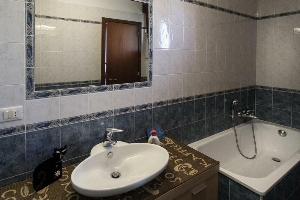 Appartamento Viserba Mare/Fiera 里米尼 外观 照片